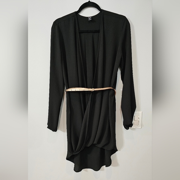 Windsor Black Long Sleeve Wrap Blouse - Picture 1 of 6